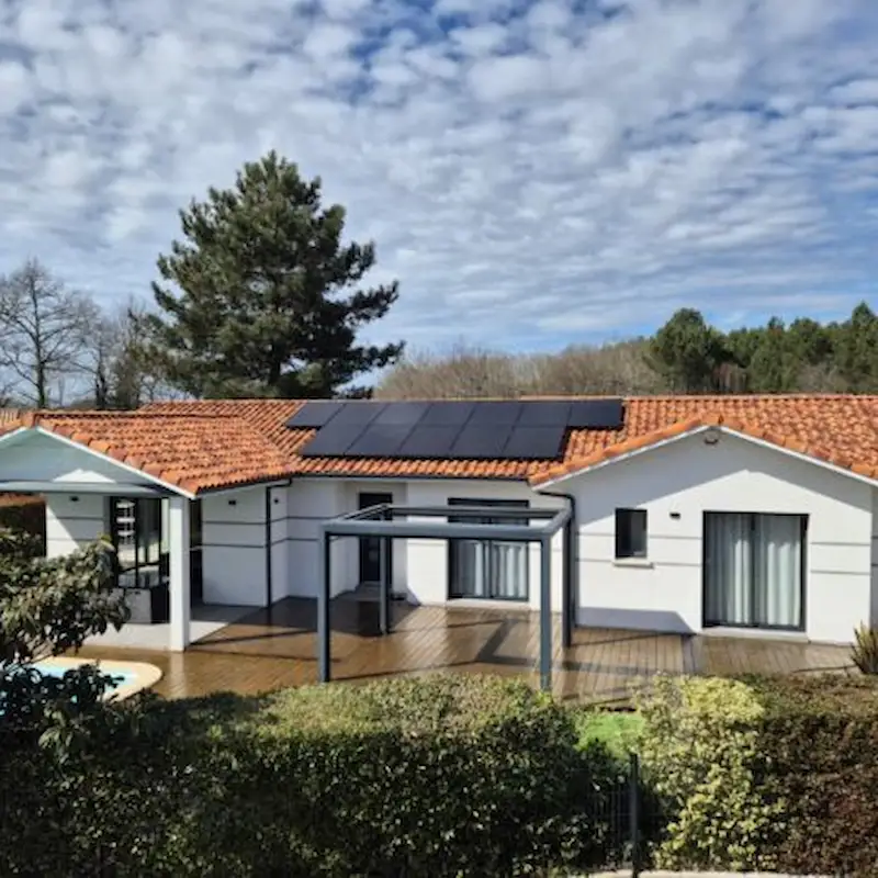 panneaux solaires à Biscarrosse (Landes)